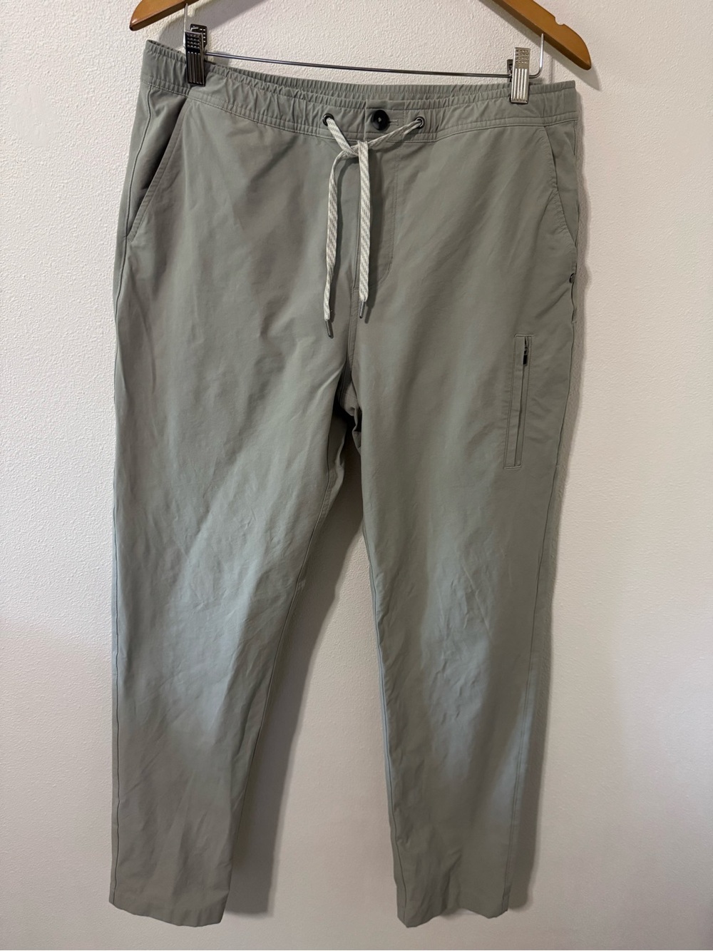 Vuori Barren Explorer Pants Talc Light Gray Gorpcore Outfoor Climbing-Large